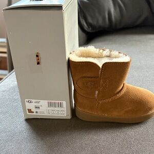 UGG Kids Boot in Tan